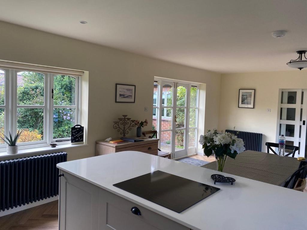Lovely Quiet Cottage Sleeps 4 Adults, 4 Children, Dog Friendly Cley next the Sea Eksteriør bilde