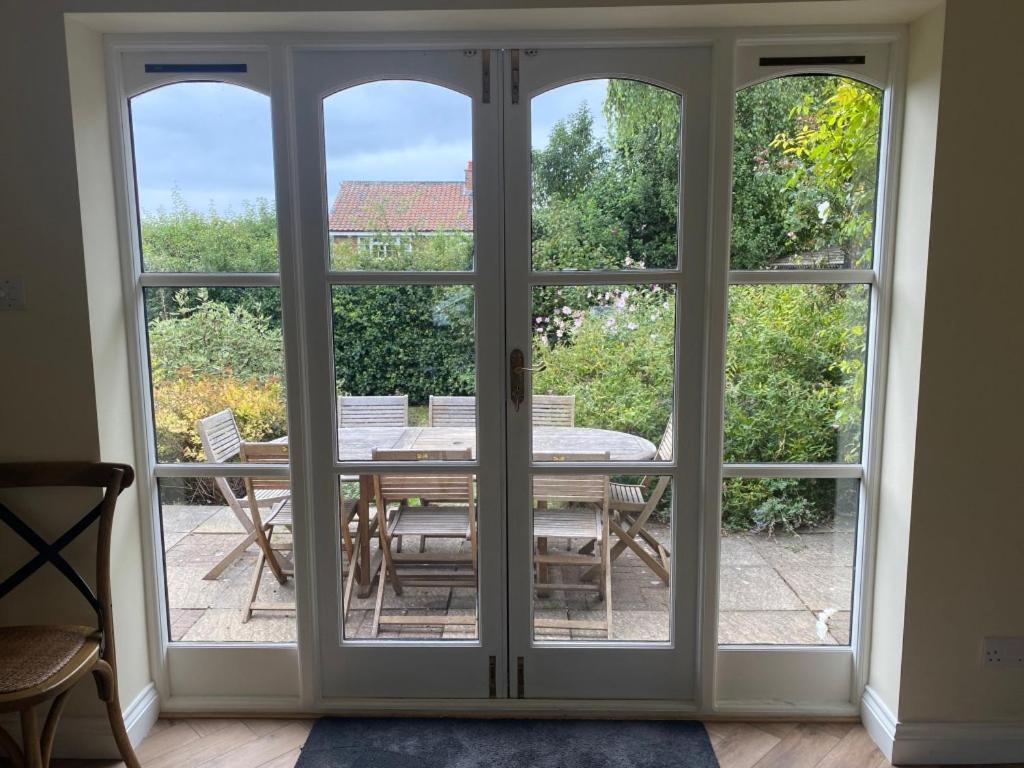 Lovely Quiet Cottage Sleeps 4 Adults, 4 Children, Dog Friendly Cley next the Sea Eksteriør bilde