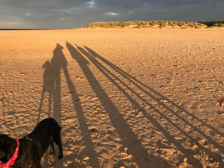 Lovely Quiet Cottage Sleeps 4 Adults, 4 Children, Dog Friendly Cley next the Sea Eksteriør bilde